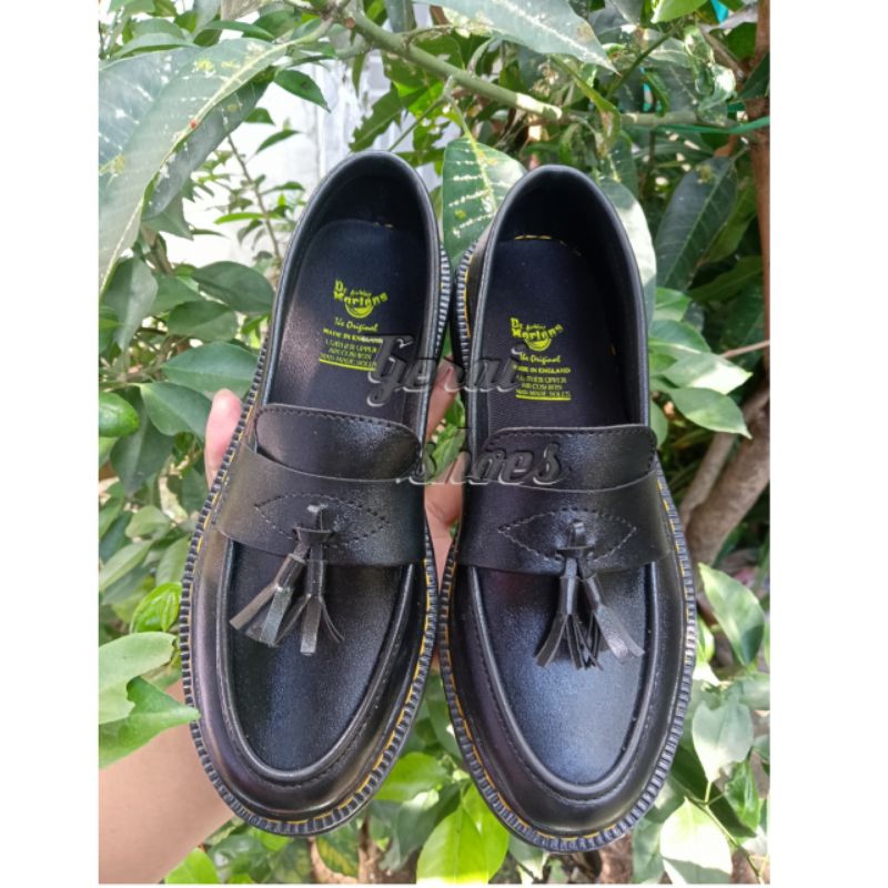 slip on docmart pria sepatu pantofel rumbai sepatu slip on sintetis