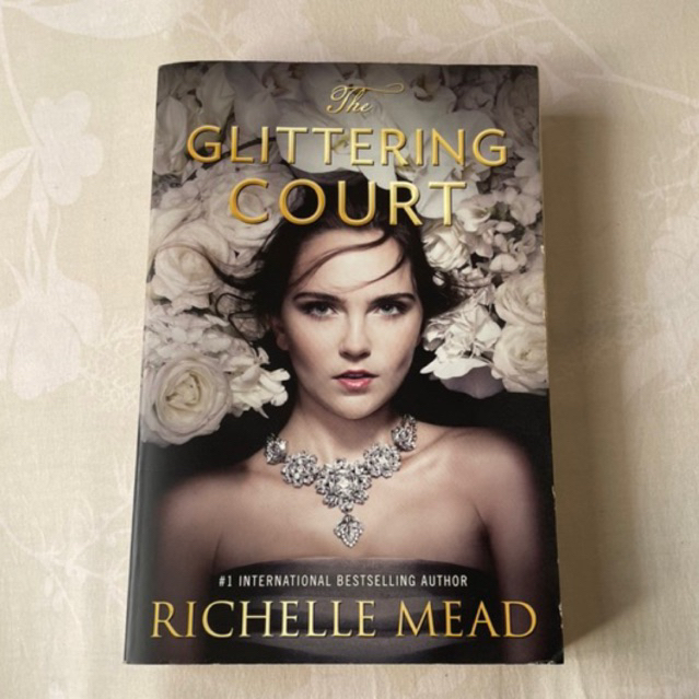 Novel English The Glittering Court - Vampire Academy novel adaptasi harry potter fantasy romance