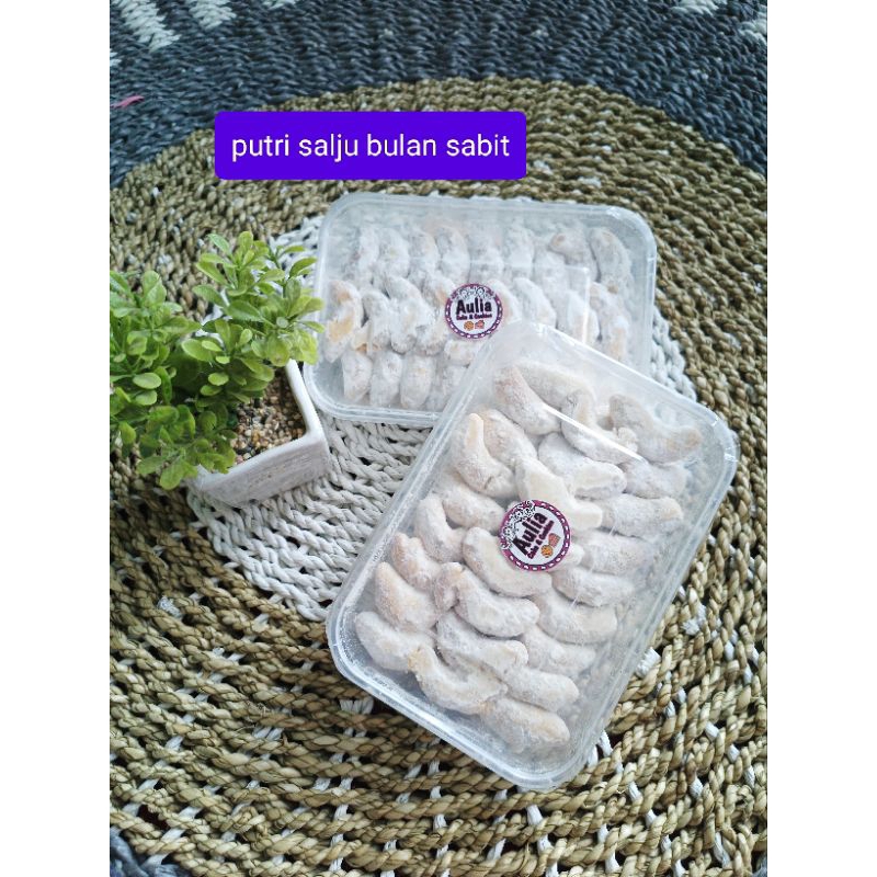 

kue kuker putri salju sabit/bulat/pandan