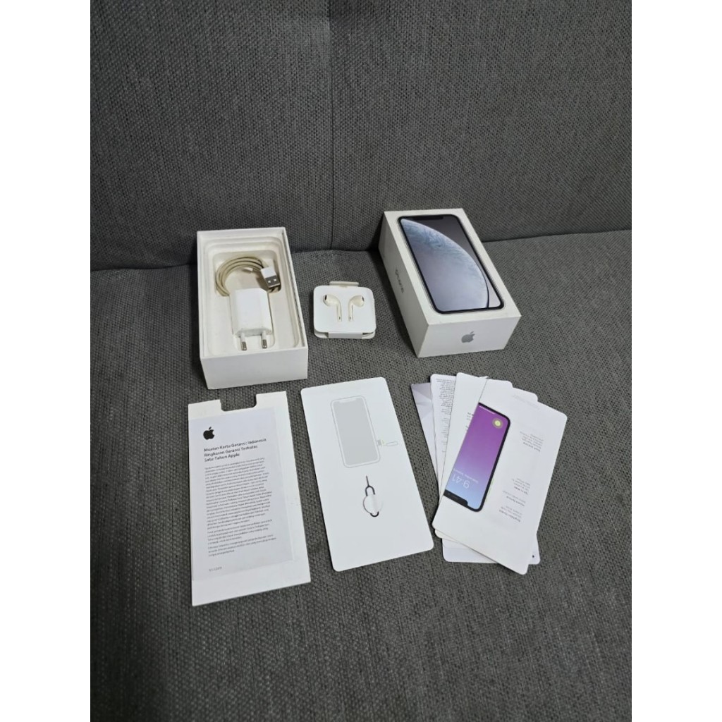 DUS BUKU IPHONE XR 64GB IBOX - LENGKAP