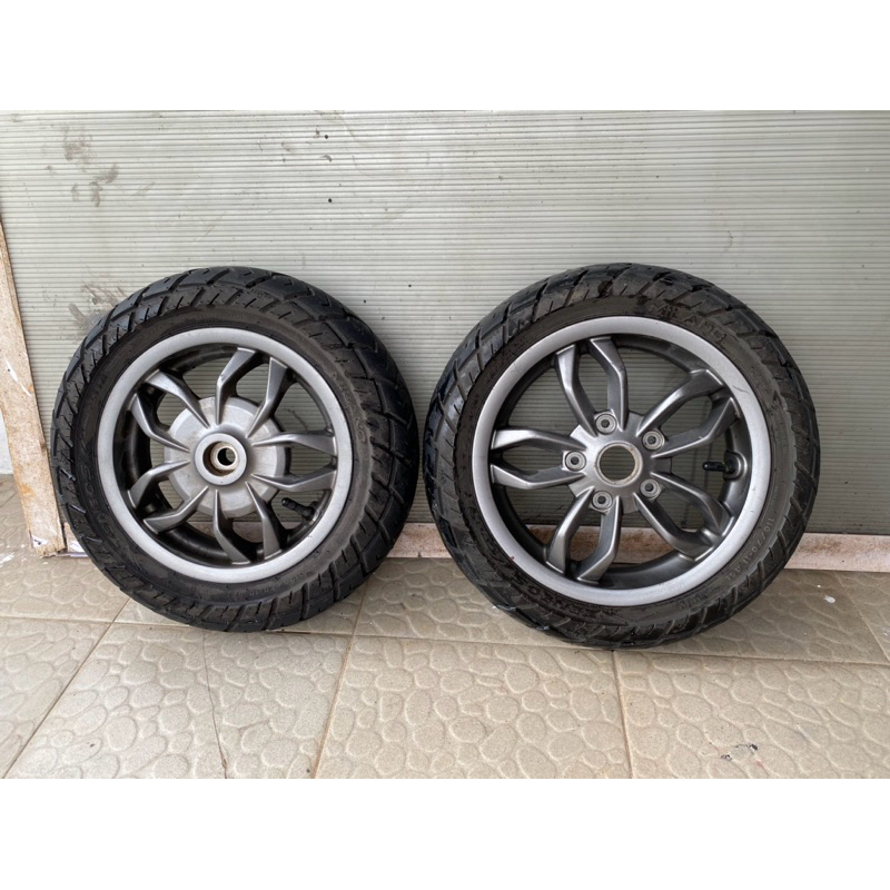 Velg vespa matic lx125 iget