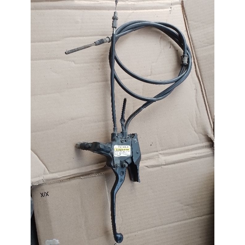 dudukan sepion/ dudukan hendel rem kiri belakang honda scoopy led 2017 - 2023 original ( seken )