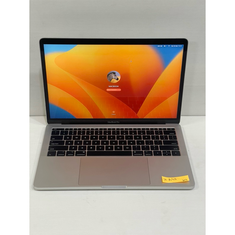 Macbook pro 2017 CTO ram 16 ssd 512