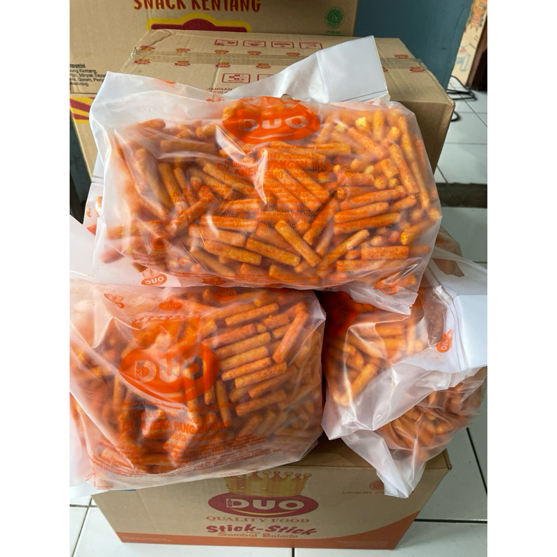 

STIK STIK BALADO DUO BERAT BERSIH 500GR / ANEKA SNACK KILOAN MURAH