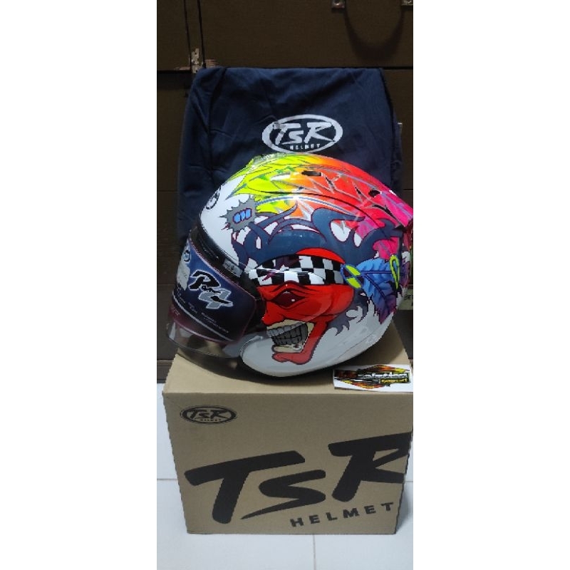 HELM TSR RUSSEL WHITE RAM  4