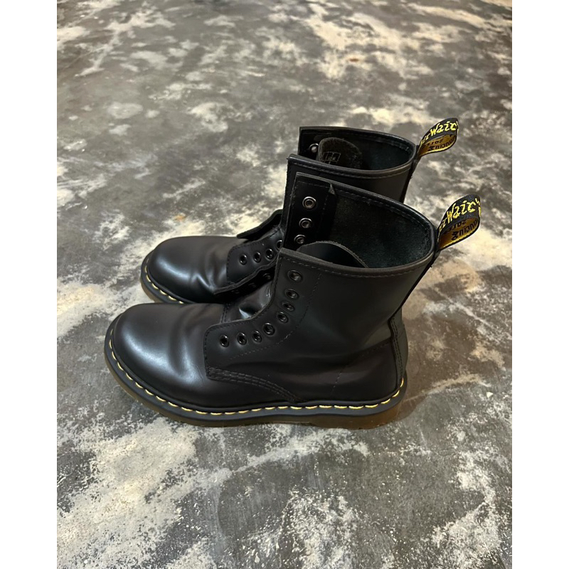 Docmart 1460 Black Smooth