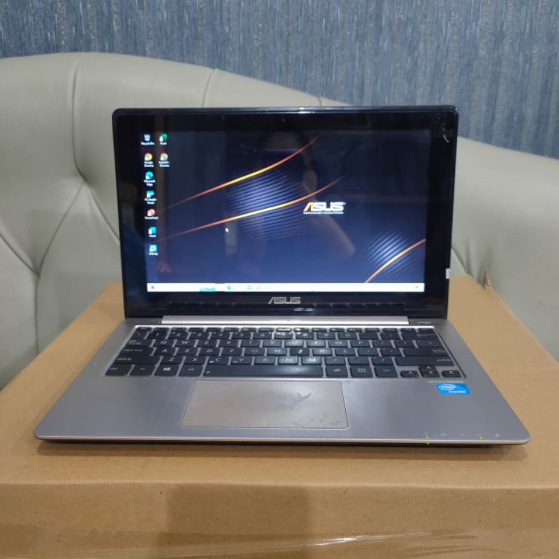 Notebook Asus X202EP, Celeron, Hd Graphics 4000, Ram 4/500Gb, "Touchscreen", Lengkap, Black Gold