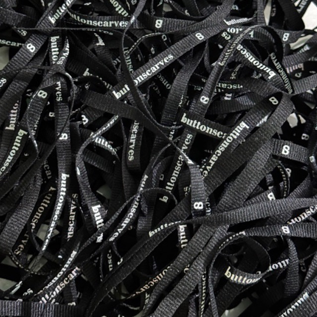 

pita buttonscarves original