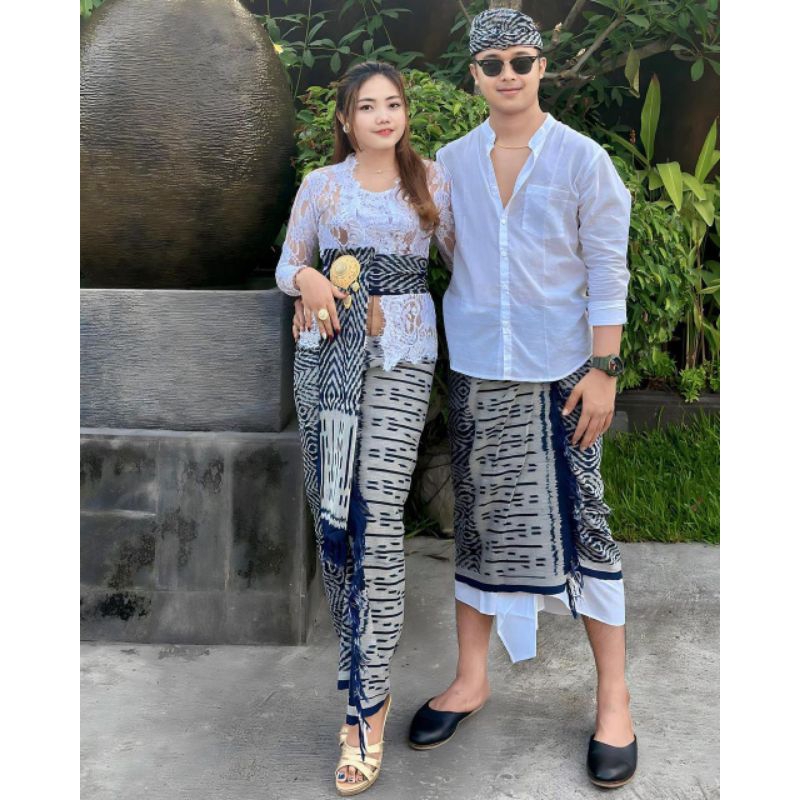 fuull couple saput udeng+kamen slendang bali kain blangket etnik