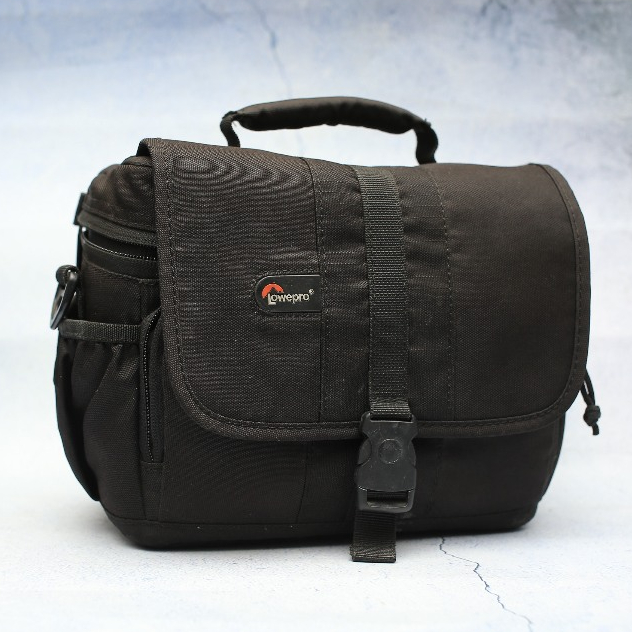 Tas Kamera Lowepro DSLR / Mirrorless Original