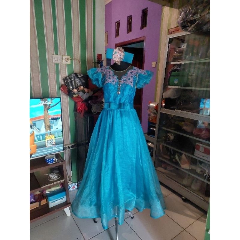 GAUN PESTA JAHITAN LOTORSO