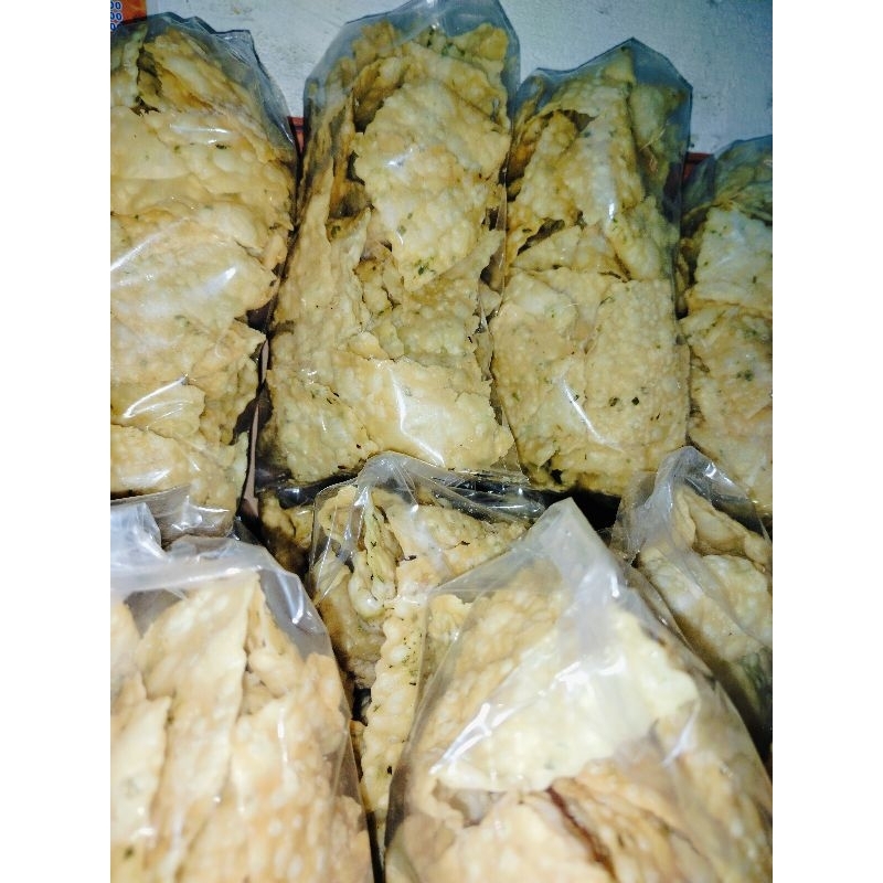 

kripik pangsit bawang