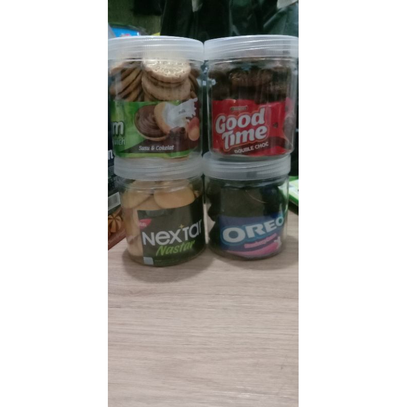 

jajan branded repack toples 650ml