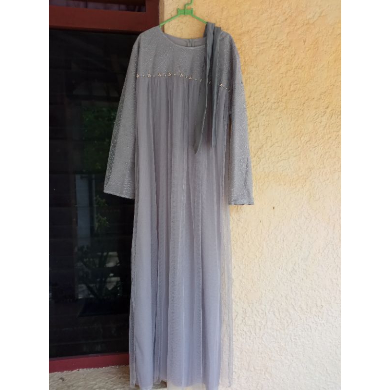 Gamis Abu abu