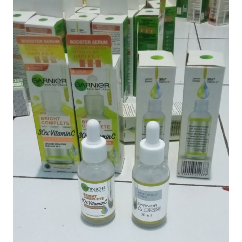 SERUM GARNIER BRIGHT COMPLATE PITAMIN C 30 X BOOSTER (30ML) MENGHILANGKAN JERAWAT DAN PELEK HITAM