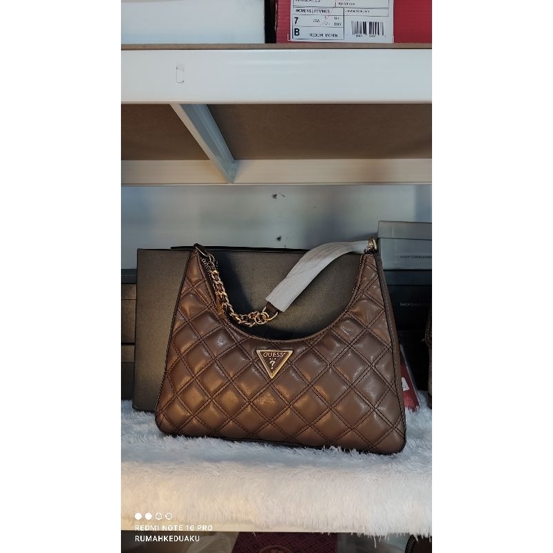 Guess Giully Top Zip Shoulder Bag