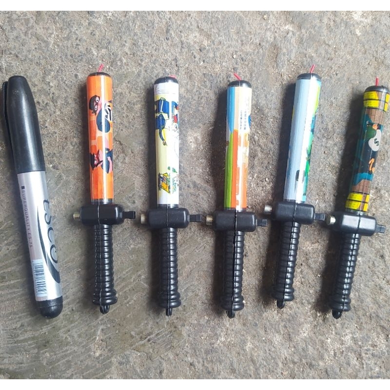 MAINAN SETRUM KEJUT PRANK STIK SETRUM ISI 10 PCS