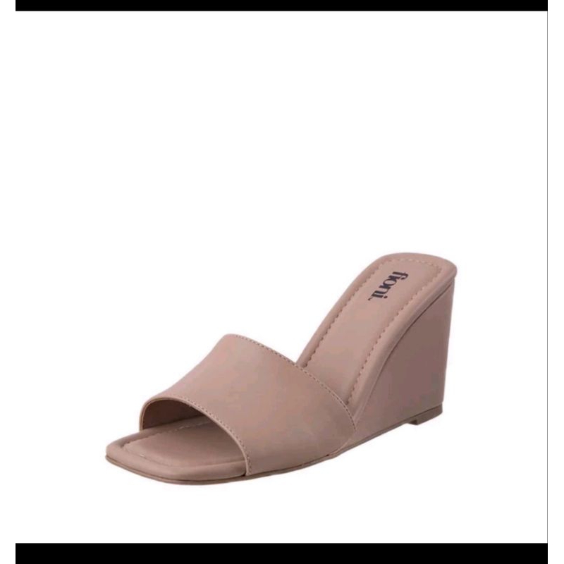 PAYLESS FIONI KLEMENTINE | PAYLESS FIONI SANDAL WEDGES | PAYLESS FIONI WEDGES