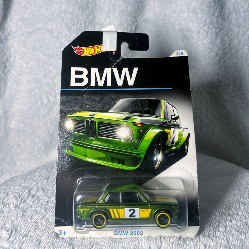 Hot Wheels BMW 2002 - BMW Series | Green