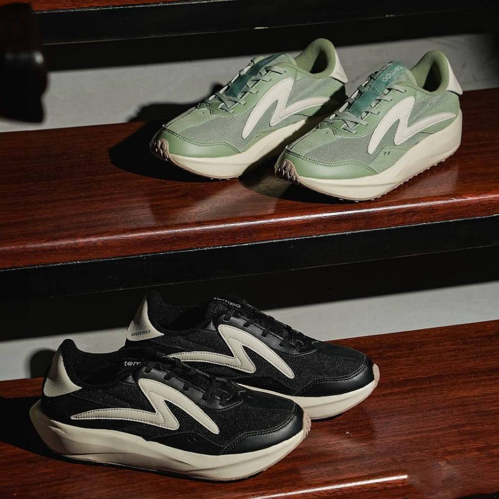 SPECS tempo black egret/doeskin sepatu running specs original