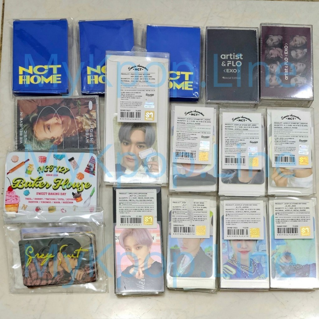MD NCT EXO BTS FLO Sealed Acrylic Sanrio Glitch Mode Emblem SMCU Hybe Insight Official Photocard Mer