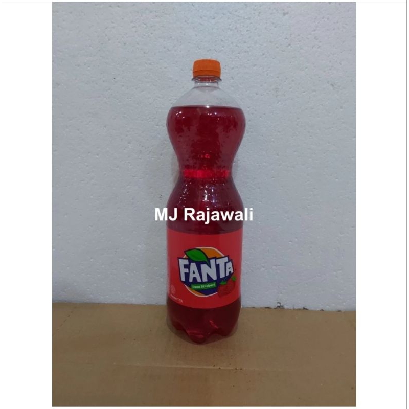 Fanta Minuman Soda 1.5 Liter / 1500 ml