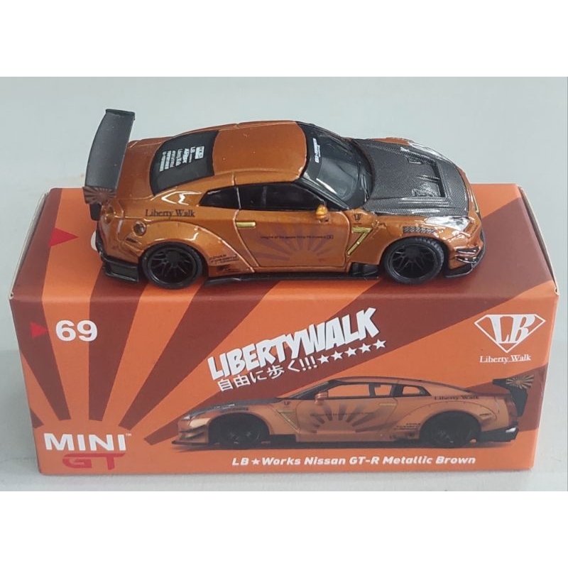 Mini GT R35