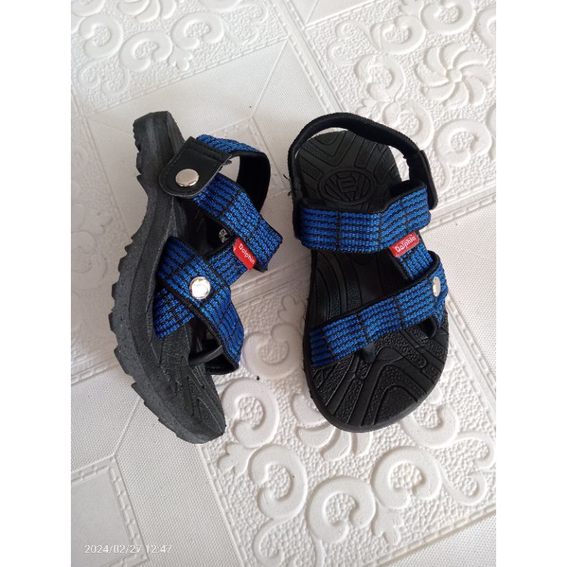 Sandal anak gunung let sol karet