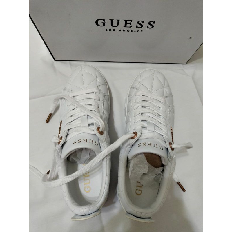 sepatu Guess original counter