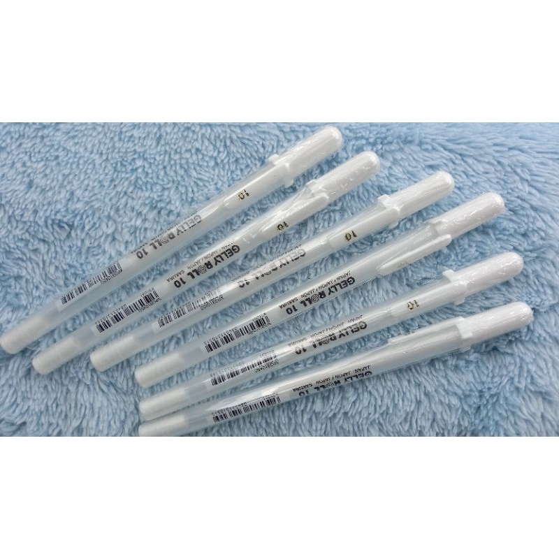 

Sakura gelly roll white pen