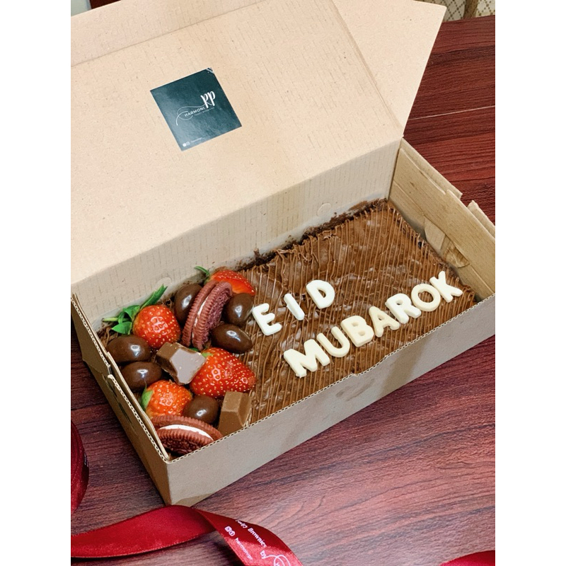 

Hampers Fudgy Brownies Small | Brownies Panggang | Hampers Lebaran