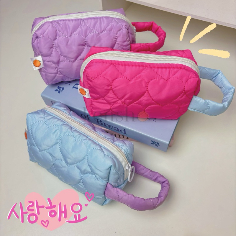 

KENSHO Kotak Pensil Sleting Motif Love Hati Handle Pastel / Pouch Makeup Aesthetic / Tas Aksesoris Wanita Lucu Import / Zipper / Hearts