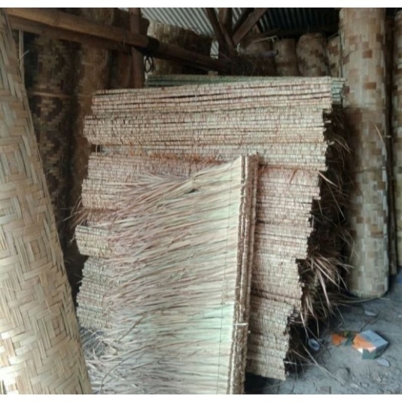 Atap alang alang (saung gajebo )