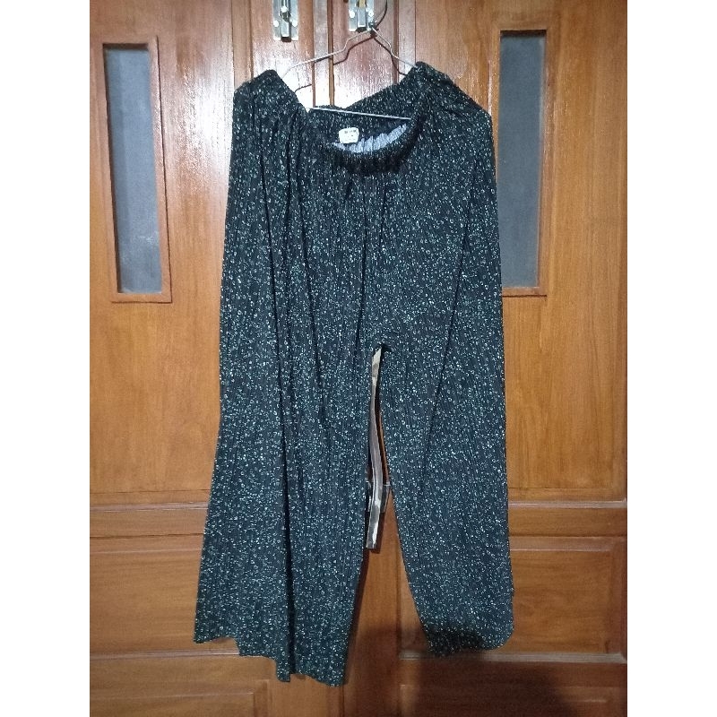 preloved like new cotton on,eddera,ex display etc