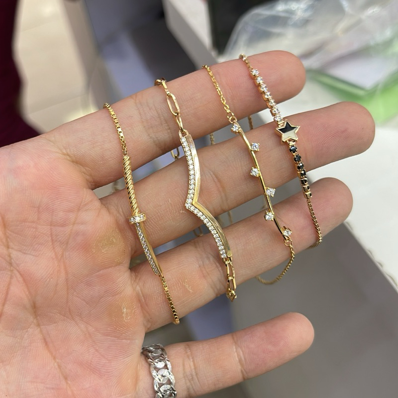 

gelang aurel list 8k/375