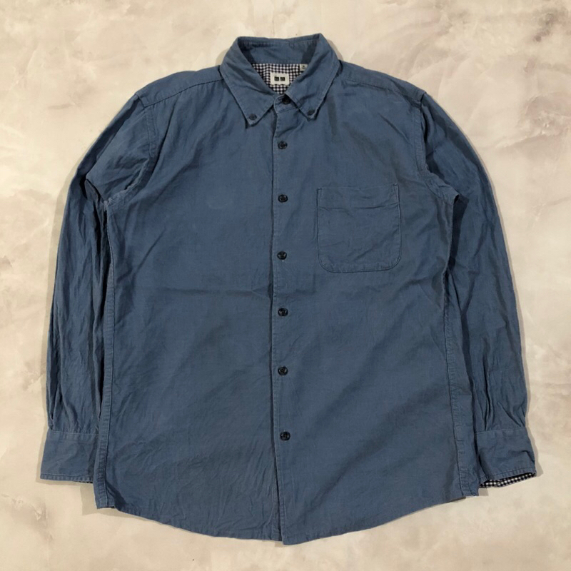 Kemeja Uniqlo corduroy shirt