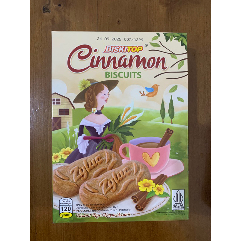 

Biskuit Cinnamon 1 kotak