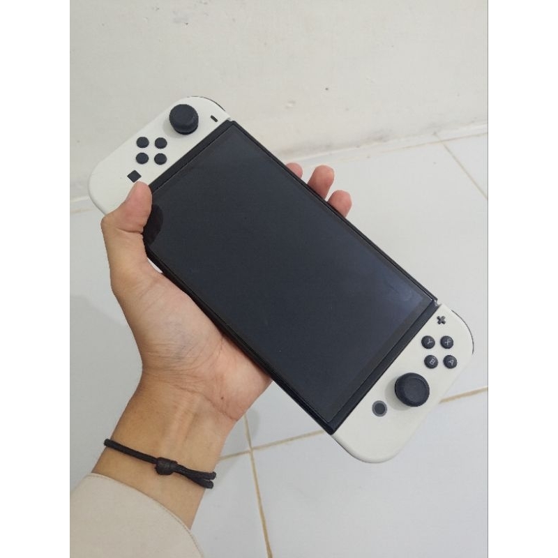 Nintendo switch OLED OFW second + Akun