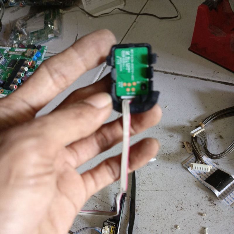 SENSOR IR remot TOMBOL TV LED SAMSUNG UA32T4003