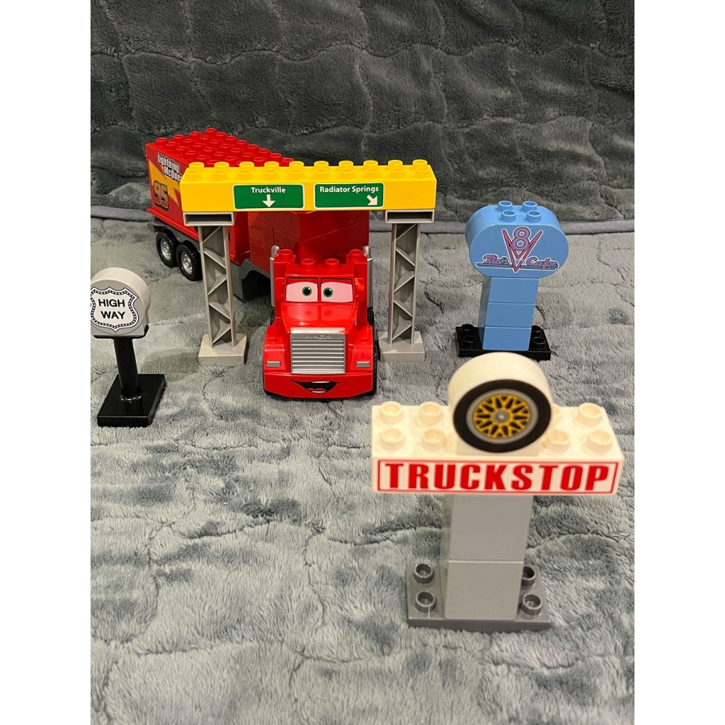 Preloved Lego Duplo - McQueen Trailer