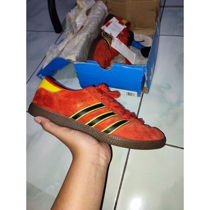 ADIDAS CITY SERIES BERN RED