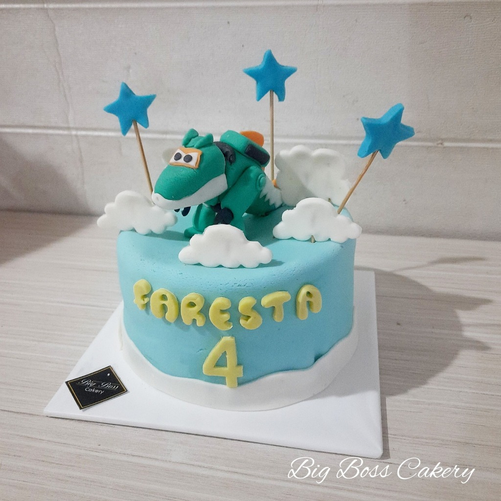 

FONDANT CAKE SUPER WINGS