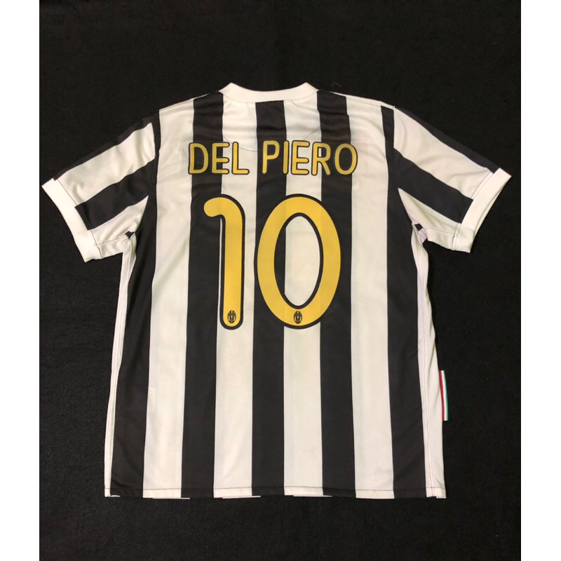 Jersey Bola Retro Juventus Home 2009/2010 - Nameset : Del Piero - 10 ( bahan velt/bludru ) Grade AAA