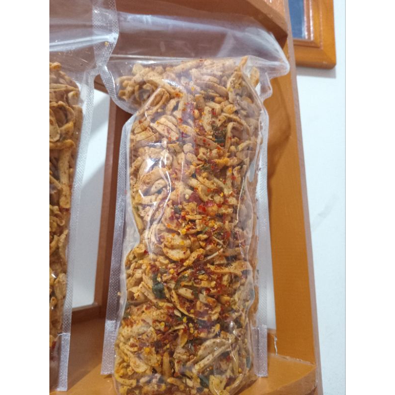 

basreng pedas daun jeruk 500gram/ basreng daun jeruk super pedas