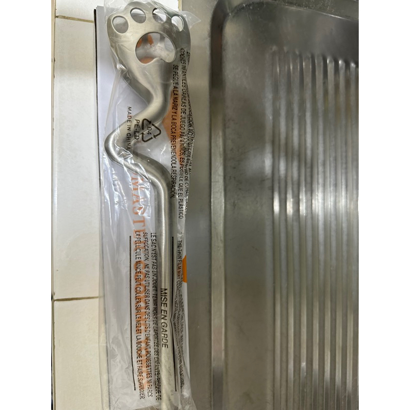tongs saladmaster