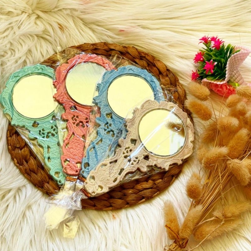 Souvenir Pernikahan/Aqiqah/Ultah Cermin Gagang Vintage Warna Isi 50pcs