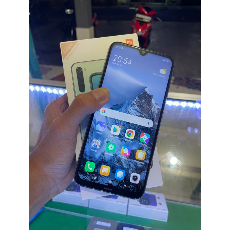 xiaomi note 8 4/64 minus