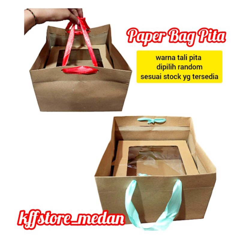 

Paper Bag Pita 20x20cm (per pcs)