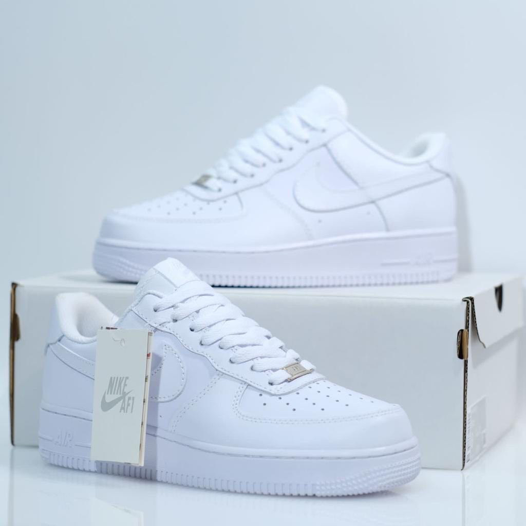 Sepatu Nike Air Force 1 Triple White Original