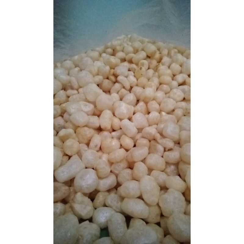 

Krupuk kulit sapi asli merk MACHO gurih dan Renyah
